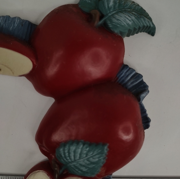 Vintage 1998 Kitchen/Home Interior Apple Wall Plaque Decor Set Of 2 - Picture 13 of 14